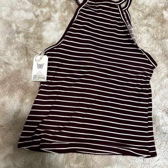 NWT High Neck Top - Picture 4 of 4